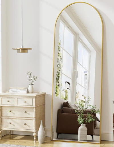 Aluminium stand mirror